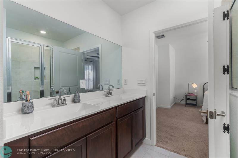 527 NW 17th St, Fort Lauderdale, Florida image 11