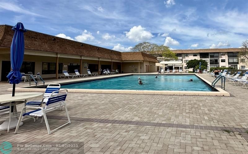 6090 N Sabal Palm Blvd #108, Tamarac, Florida image 22