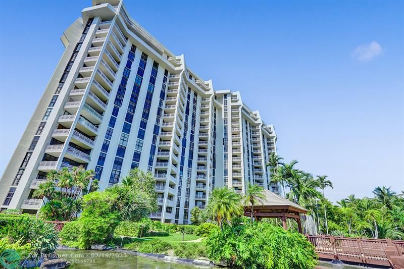 1000 Quayside Ter #805, Miami, Florida image 3
