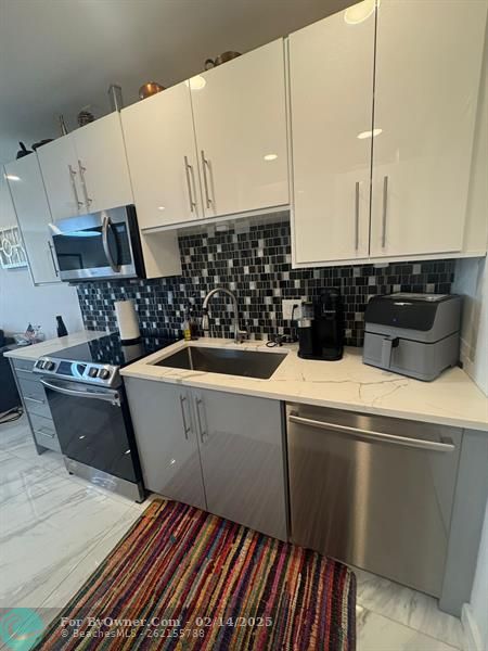 1801 NE 62nd St #209, Fort Lauderdale, Florida image 1