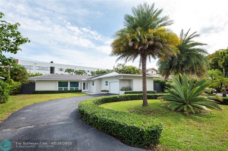 2341 NE 8th, Fort Lauderdale, Florida image 2