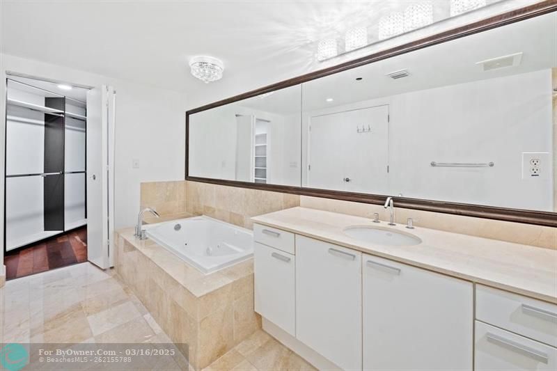 3131 NE 188th St #2-302, Aventura, Florida image 35