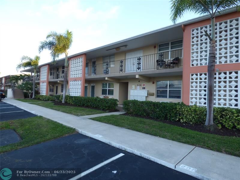 2106 NE 56th Ct #204, Fort Lauderdale, Florida image 2