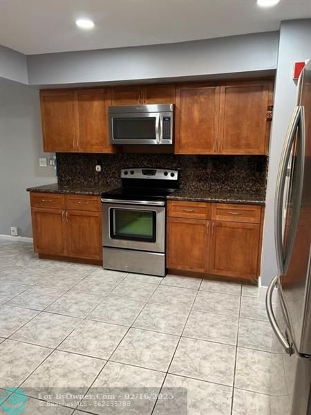 3057 Coral Springs Dr #105, Coral Springs, Florida image 6