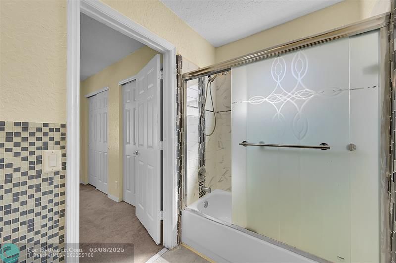 6372 NW 38th Dr, Coral Springs, Florida image 23