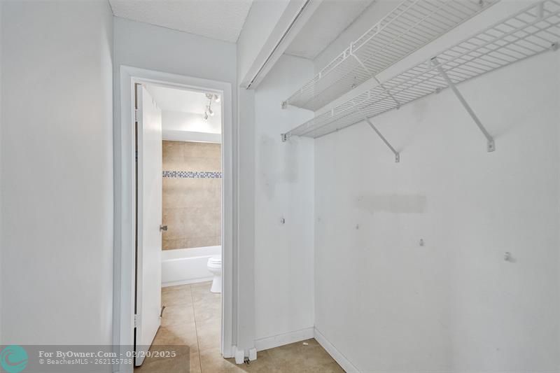 619 Orton Ave #201, Fort Lauderdale, Florida image 17