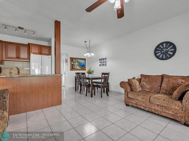 1000 SW 10th Ave #P4, Hallandale Beach, Florida image 12