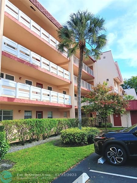1030 W Country Club Dr #102, Margate, Florida image 38