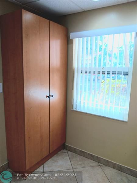 1030 W Country Club Dr #102, Margate, Florida image 9
