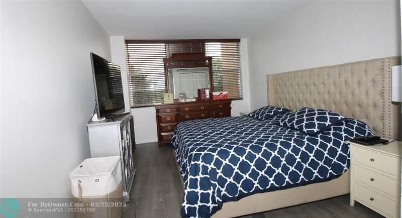 1100 Saint Charles Pl #521, Pembroke Pines, Florida image 18