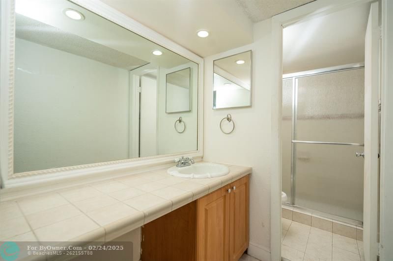 1900 W 68th St #I201, Hialeah, Florida image 20