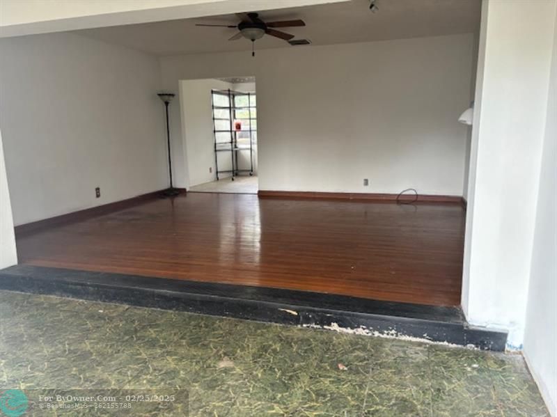 3229 Cleveland St, Hollywood, Florida image 5