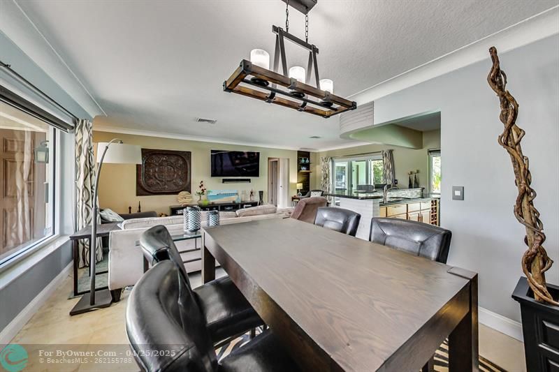 Dining room large enough to for a dinner party or quiet night for 2!