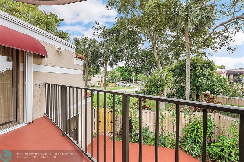 2nd floor balcony