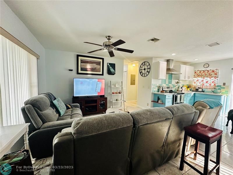 6440 SW 16th St, North Lauderdale, Florida image 6