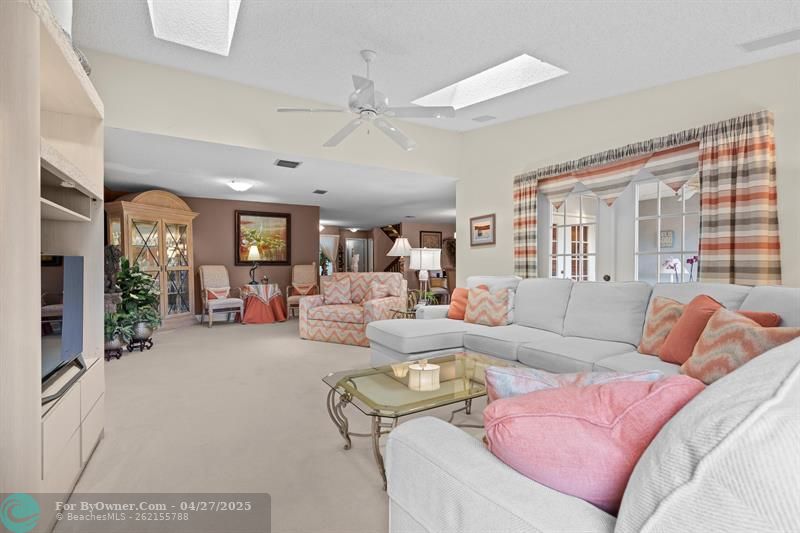 3326 Deer Creek Lake Shore Dr, Deerfield Beach, Florida image 37