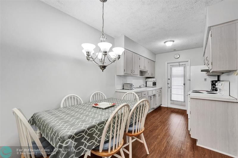 1833 Monroe St #20, Hollywood, Florida image 11