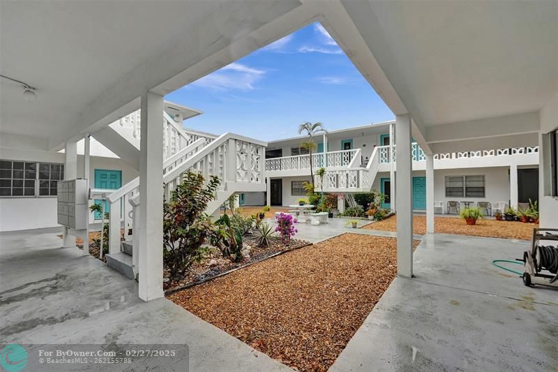 1833 Monroe St #20, Hollywood, Florida image 28