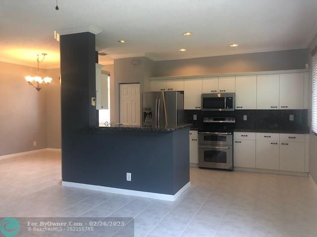 4319 Greenbriar Ln, Weston, Florida image 5