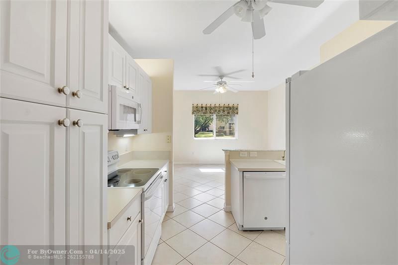 7919 Exeter Blvd #102, Tamarac, Florida image 10