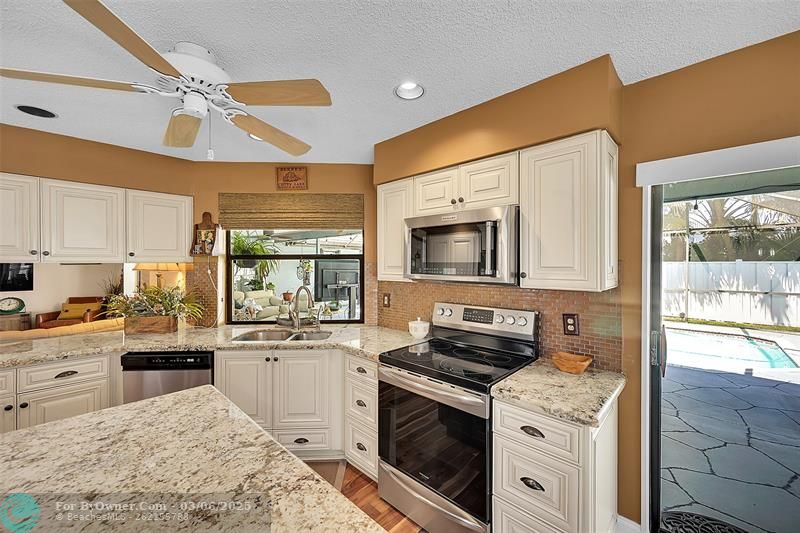 9157 NW 21st St, Coral Springs, Florida image 18