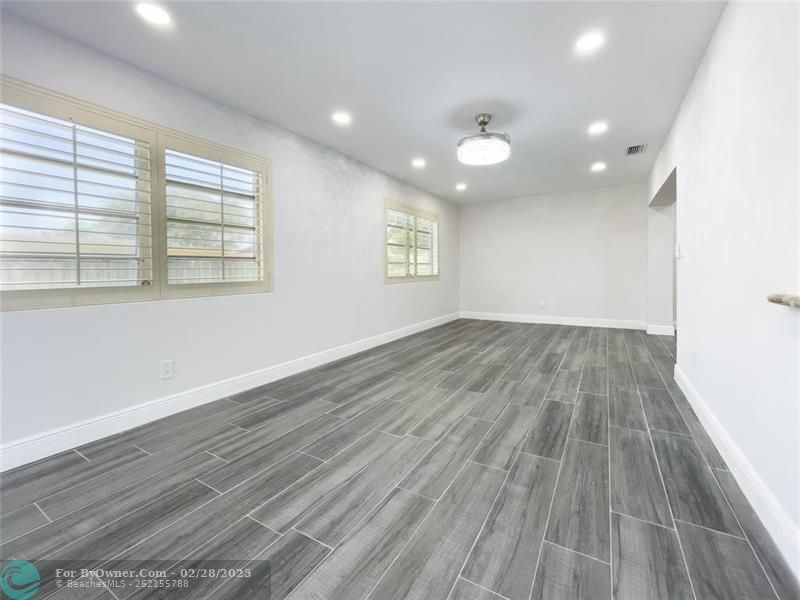 9500 Johnson St, Pembroke Pines, Florida image 29
