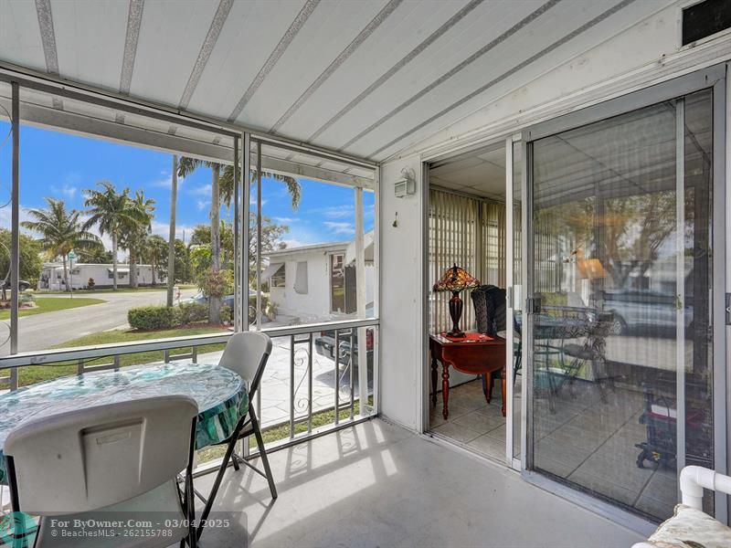 1911 SW 87th Ave, Davie, Florida image 20