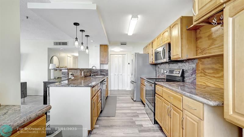 4400 Hillcrest Dr #719C, Hollywood, Florida image 17