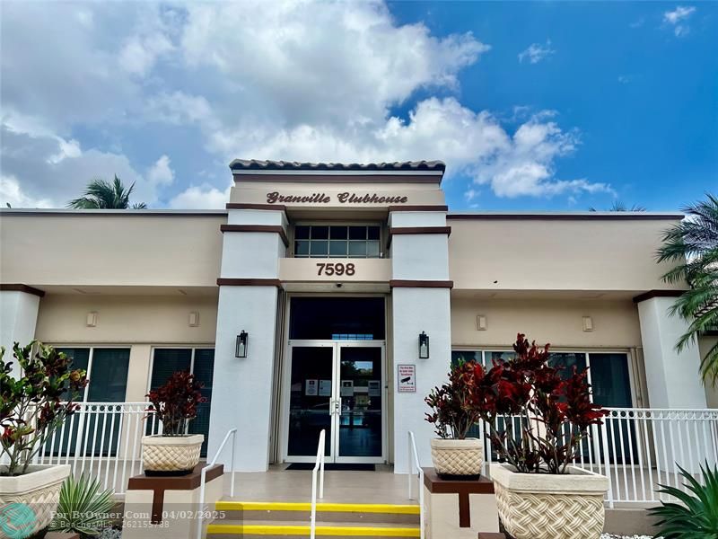 7899 Granville Dr #411, Tamarac, Florida image 22