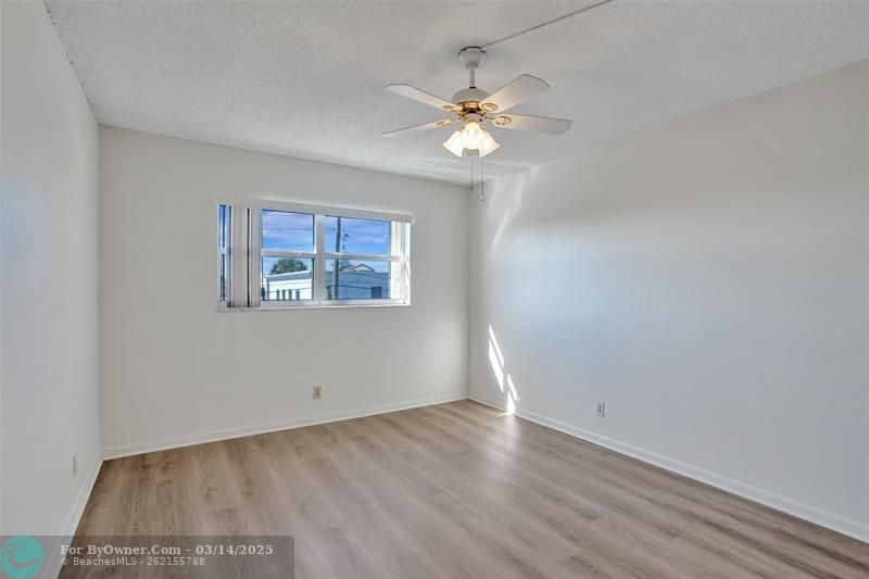 810 SE 7th St #303, Deerfield Beach, Florida image 25