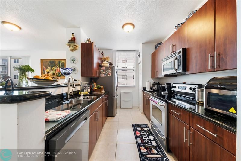 2401 NE 65th St #507, Fort Lauderdale, Florida image 5