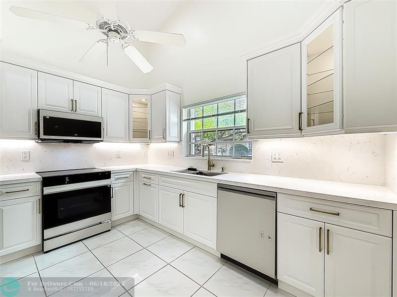 9817 Malvern Dr #9817, Tamarac, Florida image 3