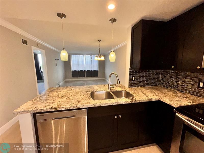 3233 Riverside Dr #C-504, Coral Springs, Florida image 12