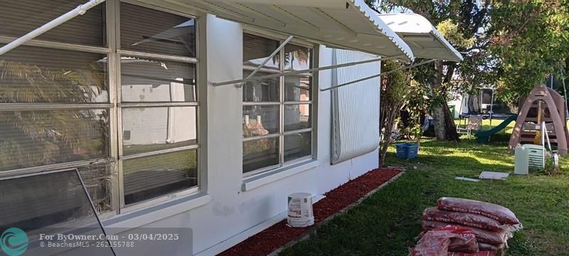 5702 NW 48th Way, Tamarac, Florida image 3