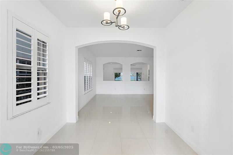 8561 Miralago Way, Parkland, Florida image 8