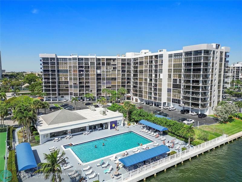 600 Parkview Dr #308, Hallandale Beach, Florida image 42