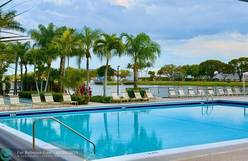 5501 Lakeside Dr #206, Margate, Florida image 8