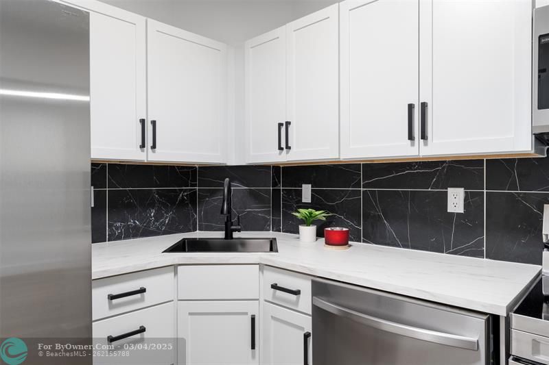 3105 Oakland Shores Dr #J110, Oakland Park, Florida image 7