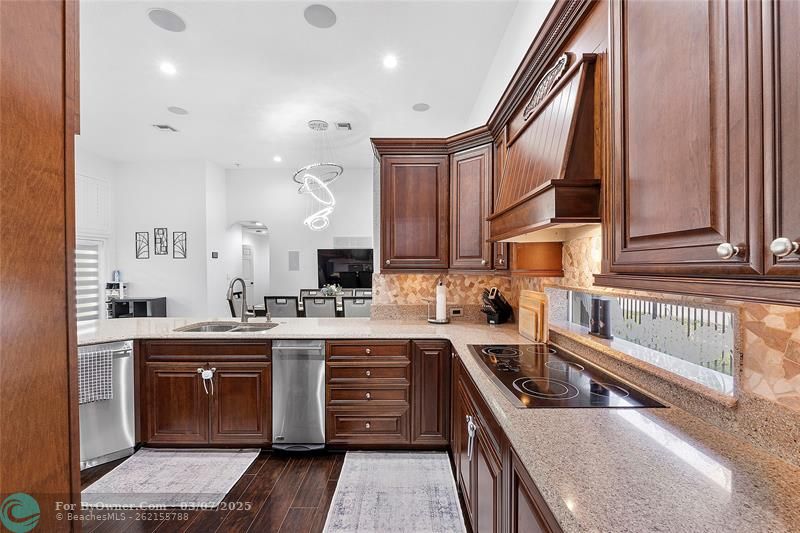 10636 NW 49th St, Coral Springs, Florida image 10
