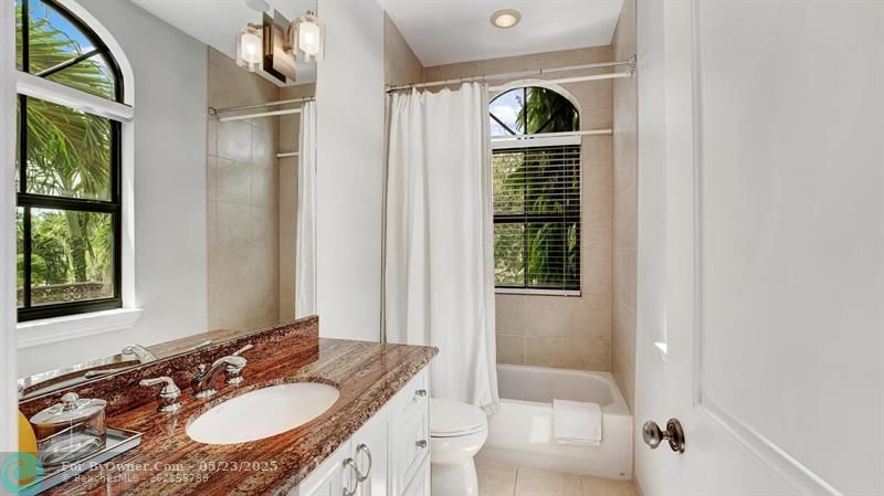 31 SE 10th Ave, Fort Lauderdale, Florida image 37