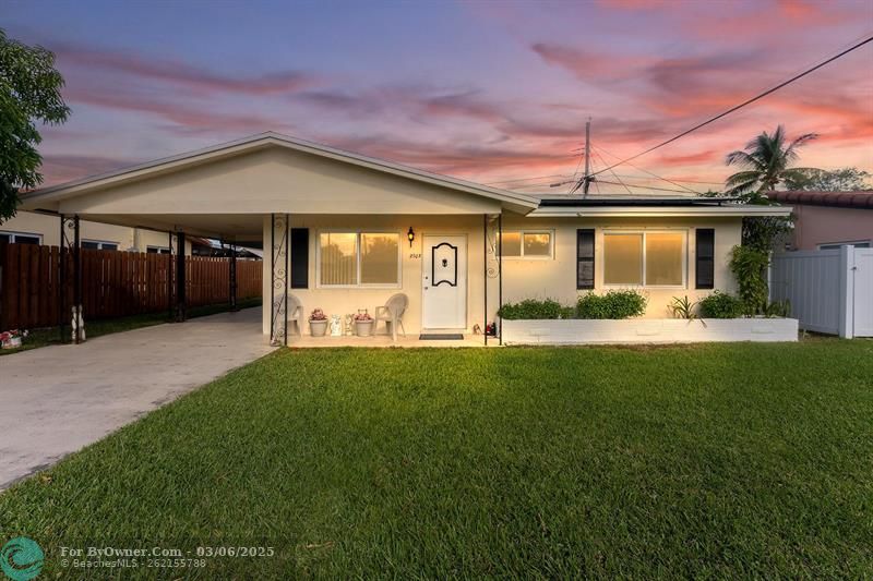 2703 NW 51st Pl, Tamarac, Florida image 1