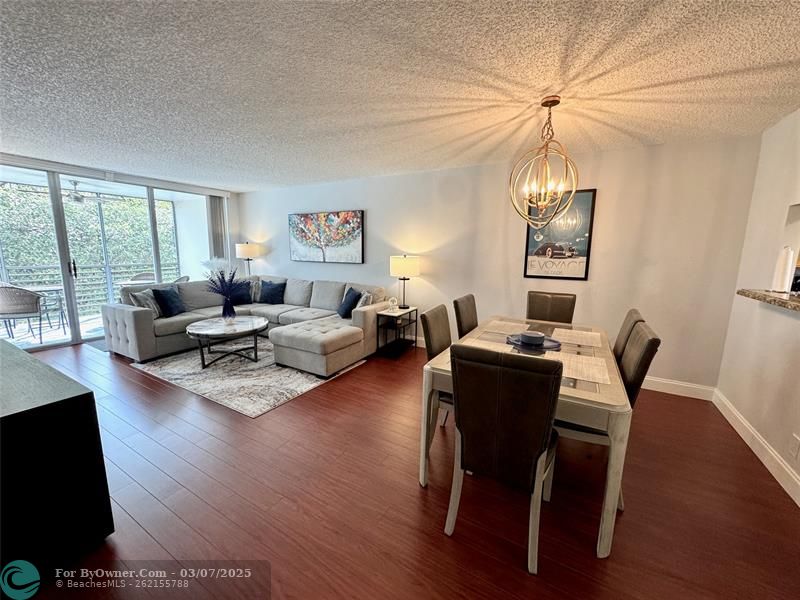 3850 Oaks Clubhouse Dr #506, Pompano Beach, Florida image 3