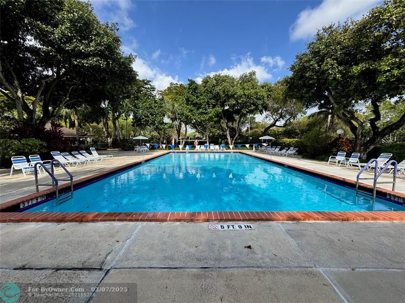 3850 Oaks Clubhouse Dr #506, Pompano Beach, Florida image 40
