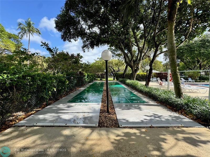 3850 Oaks Clubhouse Dr #506, Pompano Beach, Florida image 44