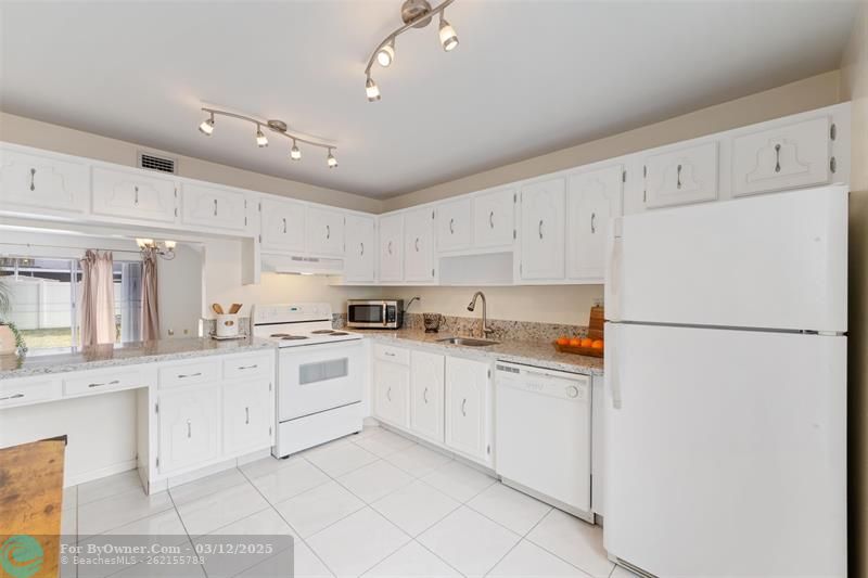 6776 SW 39th Ct #76, Fort Lauderdale, Florida image 12