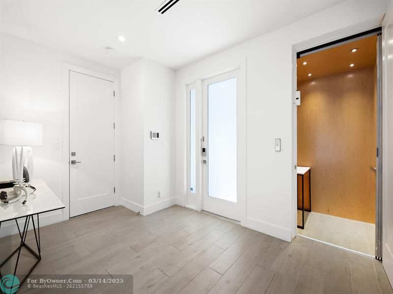 12 SE 10th Ave, Fort Lauderdale, Florida image 11