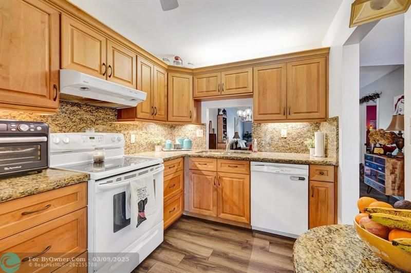 860 SE 6th Ave #409, Deerfield Beach, Florida image 37