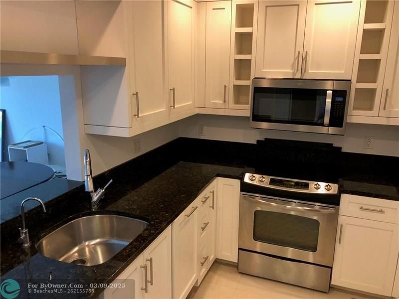 5700 NE 22nd Way #325, Fort Lauderdale, Florida image 2