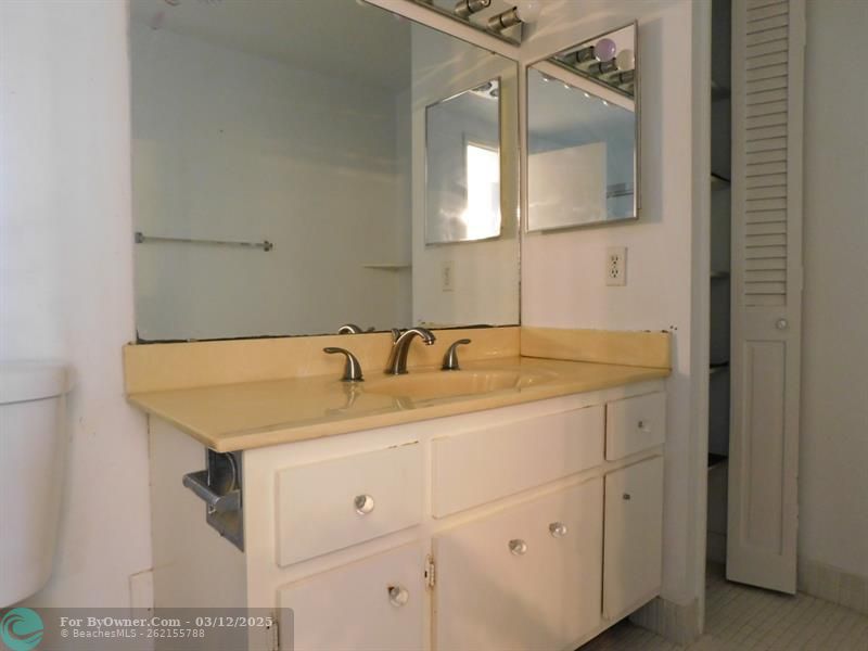 4400 Hillcrest Dr #1009A, Hollywood, Florida image 19