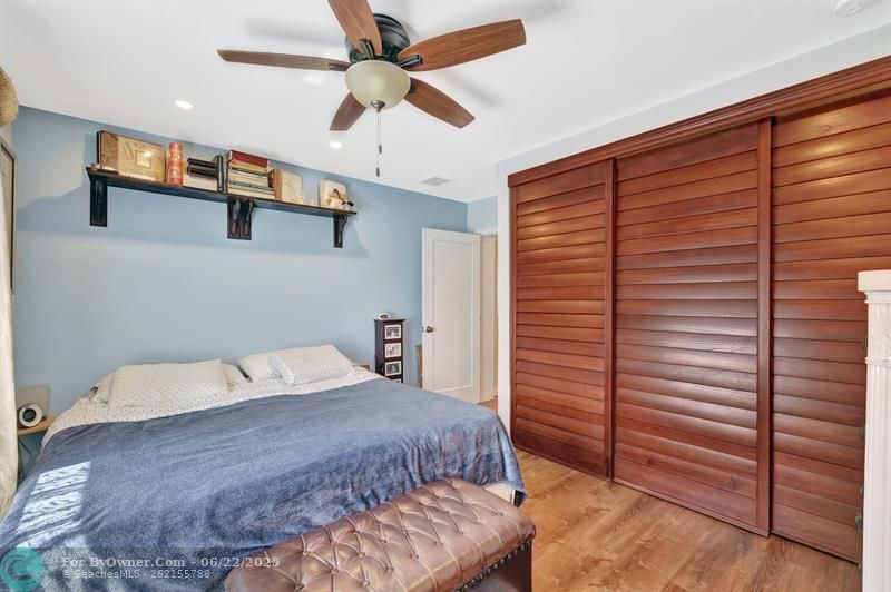 410 SW 10th St, Fort Lauderdale, Florida image 22